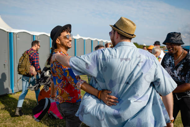 Professional porta potty rental in Warrensburg, IL