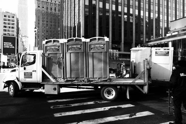 Porta potty delivery and setup in Warrensburg, IL